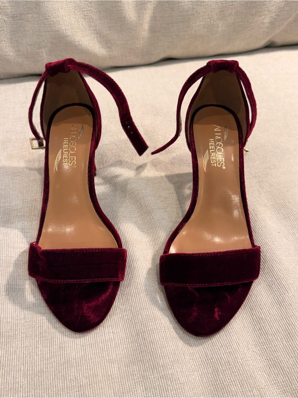 Aerosoles Heelrest Velvet High Heels